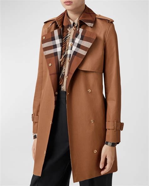 burberry check trench.